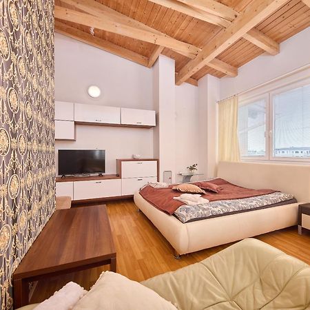 Design Apartment Μπρατισλάβα Εξωτερικό φωτογραφία